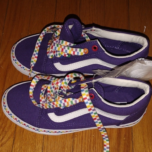 Vans Girls Kids Sneakers in Purple with Multicolor Accents Size 4 - Picture 2 of 4